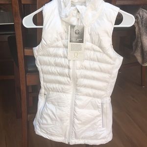 NWT Lululemon Down For a Run Vest II